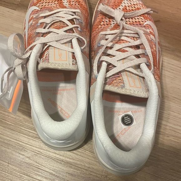 Nike Metcon 6 Desert Sand Summit White Women Sizes DJ3076-064 New Training - Picture 4 of 11